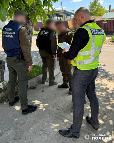 Обіцяв видати довідку, яка відстрочує мобілізацію: в Одесі на хабарі викрили працівника ТЦК Обіцяв видати довідку, яка відстрочує мобілізацію: в Одесі на хабарі викрили працівника ТЦК