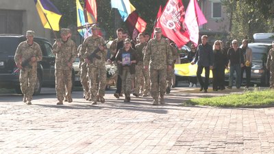 "Завжди була сильною духом": на Рівненщині попрощалися з військовою Ніною Пашкевич "Завжди була сильною духом": на Рівненщині попрощалися з військовою Ніною Пашкевич
