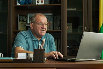 «Хай мамка ще поспить»: як Носівська і Макіївська громади Чернігівщини переживають загибель земляків на станції Квітнева «Хай мамка ще поспить»: як Носівська і Макіївська громади Чернігівщини переживають загибель земляків на станції Квітнева