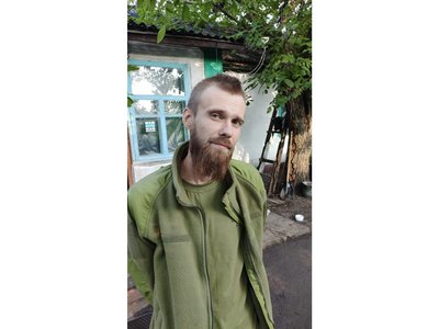 "Казав, що везучий". У Сумах попрощалися із загиблим захисником Вадимом Рєпіним "Казав, що везучий". У Сумах попрощалися із загиблим захисником Вадимом Рєпіним