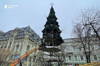 У міськради розповіли, коли відкриють головну ялинку Одеси та чи буде святкування У міськради розповіли, коли відкриють головну ялинку Одеси та чи буде святкування