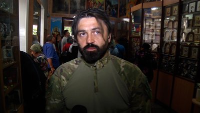 Волонтер Дмитро Болейчук Волонтер Дмитро Болейчук