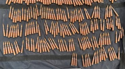 Патрони, які, за даними слідства, незаконно зберігав чоловік Патрони, які, за даними слідства, незаконно зберігав чоловік