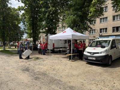 "Цей раз все в нас пошкоджено": наслідки руйнувань після обстрілу 13 травня у Полтаві "Цей раз все в нас пошкоджено": наслідки руйнувань після обстрілу 13 травня у Полтаві