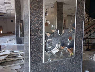 Влучили у "Н" корпус. Війська РФ атакували СумДУ ракетою та дронами. Репортаж Влучили у "Н" корпус. Війська РФ атакували СумДУ ракетою та дронами. Репортаж