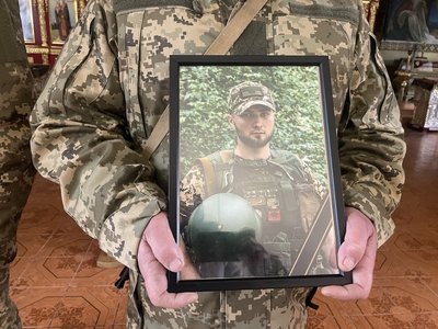 У Хмельницькому попрощались з військовими Вадимом Дроздовим та Олексієм Батожинським У Хмельницькому попрощались з військовими Вадимом Дроздовим та Олексієм Батожинським