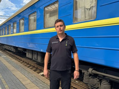 «Побачив, як на нас летить повітряна ціль» — начальник атакованого БпЛА потягу Одеса —Дніпро «Побачив, як на нас летить повітряна ціль» — начальник атакованого БпЛА потягу Одеса —Дніпро