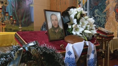 Загинули в боях за Україну: у Житомирі провели в останню путь двох військовослужбовців