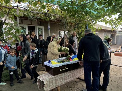 На Одещині попрощалися з військовослужбовцем Андрієм Заволокою