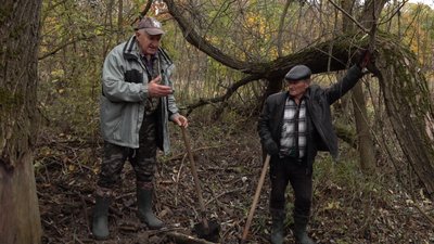 Дати воді волю: як жителі села на Черкащині самотужки відновлюють пересохлий ставок