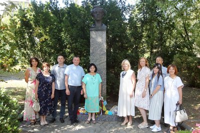 "Діалог двох культур" "Діалог двох культур"