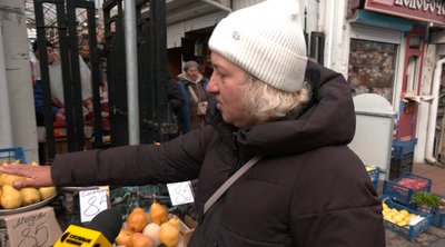 Сезон яблук та груш на ринку Рівного: що кажуть про ціни покупці та продавці Сезон яблук та груш на ринку Рівного: що кажуть про ціни покупці та продавці