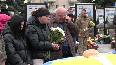 У Рівному попрощалися з військовим Олександром Боярчуком У Рівному попрощалися з військовим Олександром Боярчуком