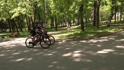 Велопатруль виїхав на вулиці Рівного 29 квітня. Це дев'ятий сезон поліцейських на велосипедах Велопатруль виїхав на вулиці Рівного 29 квітня. Це дев'ятий сезон поліцейських на велосипедах