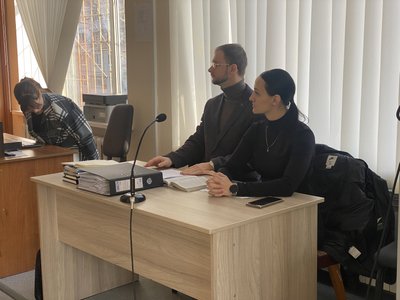 Досліджують телефонні дзвінки: у Полтаві розглядають справу екскерівниці "Добробуту" Катерини Гарбар Досліджують телефонні дзвінки: у Полтаві розглядають справу екскерівниці "Добробуту" Катерини Гарбар