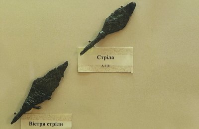 Експонати з замку "Ракочі" в Державному історико-культурному заповіднику "Межибіж" Експонати з замку "Ракочі" в Державному історико-культурному заповіднику "Межибіж"