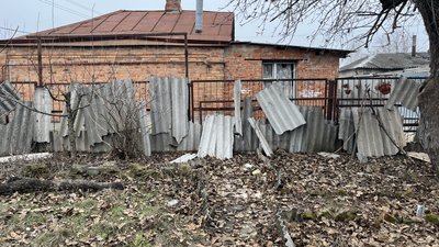 "Молнія" вдарила по приватному сектору у Холодногірському районі Харкова 30 січня "Молнія" вдарила по приватному сектору у Холодногірському районі Харкова 30 січня