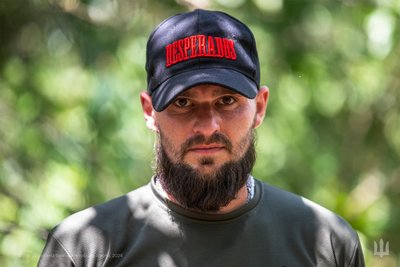 "Свій перший бій як морпіх прийняв у Кринках на лівобережжі Херсонщини". Історія військового на псевдо "Кот" "Свій перший бій як морпіх прийняв у Кринках на лівобережжі Херсонщини". Історія військового на псевдо "Кот"