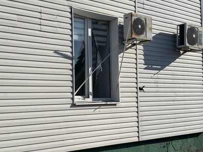 Удар по медцентру і пожежа на АЗС. Сум'яни розповіли про російські атаки Удар по медцентру і пожежа на АЗС. Сум'яни розповіли про російські атаки