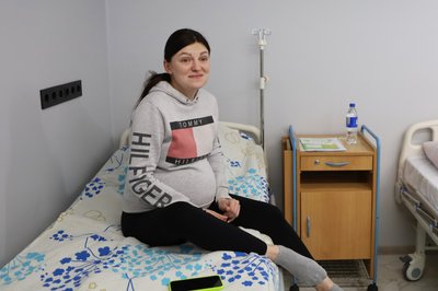 Операційні та палати в укриттях. Як працюють підземні лікарні на Херсонщині Операційні та палати в укриттях. Як працюють підземні лікарні на Херсонщині