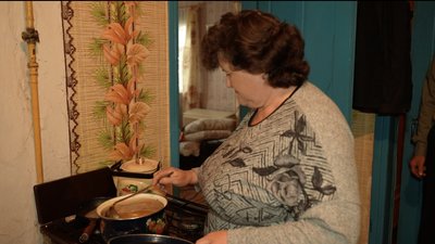 "Перепахали город собі новий": як облаштовуються переселенці з Осоївки на Сумщині "Перепахали город собі новий": як облаштовуються переселенці з Осоївки на Сумщині