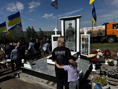 На Вінниччині відбувся автопробіг у пам'ять про полеглого Владислава Каспрука На Вінниччині відбувся автопробіг у пам'ять про полеглого Владислава Каспрука