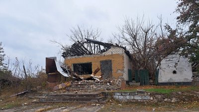 Зруйновані будинки селище Дробишеве Донецька область 8 листопада 2024 рік Зруйновані будинки селище Дробишеве Донецька область 8 листопада 2024 рік