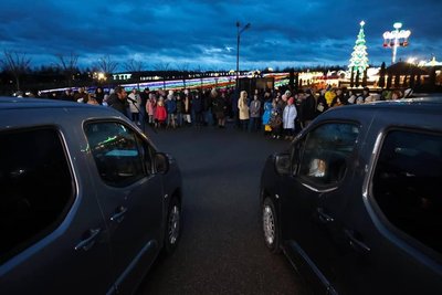 На Київщині за бюджетні кошти придбали авто для шести дитбудинків сімейного типу На Київщині за бюджетні кошти придбали авто для шести дитбудинків сімейного типу