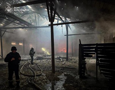 Богодухів опинився під ударом Росії: згорів склад Богодухів опинився під ударом Росії: згорів склад