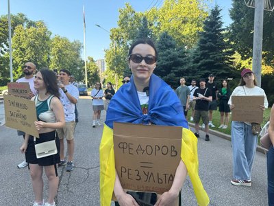 Відставка Федорова: у Дніпрі мітингують проти зміни міністра оборони