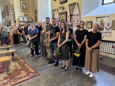 На Полтавщині прощаються зі старшим лейтенантом медичної служби Валерієм Бурлаєнком На Полтавщині прощаються зі старшим лейтенантом медичної служби Валерієм Бурлаєнком