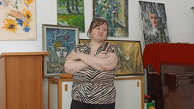 Керівниця Тернопільської міського об'єднання Всеукраїнського товариства "Просвіта" Наталія Чорна, Діалоги тіней, Тарас Бурак, поезія Керівниця Тернопільської міського об'єднання Всеукраїнського товариства "Просвіта" Наталія Чорна, Діалоги тіней, Тарас Бурак, поезія