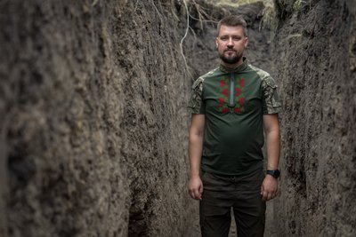 Рили окоп і натрапили на артефакти: бійці 128 бригади ТрО знайшли частину амфори та могилу Рили окоп і натрапили на артефакти: бійці 128 бригади ТрО знайшли частину амфори та могилу