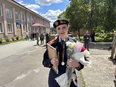 Вперше в історії закладу: як на Буковині випускають перший курс ліцеїсток Вперше в історії закладу: як на Буковині випускають перший курс ліцеїсток