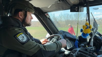 Антон Пронь поліцейський екіпажу "Білий янгол" Костянтинівка Донецька область Антон Пронь поліцейський екіпажу "Білий янгол" Костянтинівка Донецька область