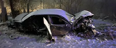 На Львівщині внаслідок ДТП отримали травми дві пасажирки легковика, їх госпіталізували На Львівщині внаслідок ДТП отримали травми дві пасажирки легковика, їх госпіталізували