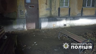 Кинув гранату у бік чоловіка: у Кривому Розі затримали підозрюваного у замаху на вбивство Кинув гранату у бік чоловіка: у Кривому Розі затримали підозрюваного у замаху на вбивство