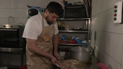 З Китаю, Бангладешу, Вірменії та Узбекистану: де на Черкащині працюють іноземці З Китаю, Бангладешу, Вірменії та Узбекистану: де на Черкащині працюють іноземці
