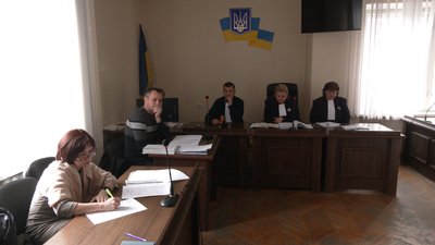 Обвинувачений в державній зраді хоче на обмін в Росію