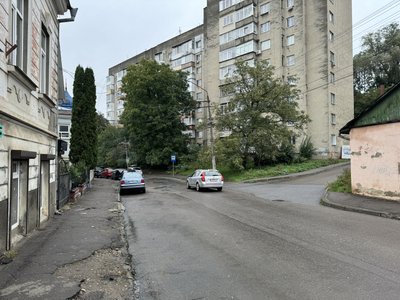 Вулиця Лукʼяна Кобилиці у Чернівцях Вулиця Лукʼяна Кобилиці у Чернівцях