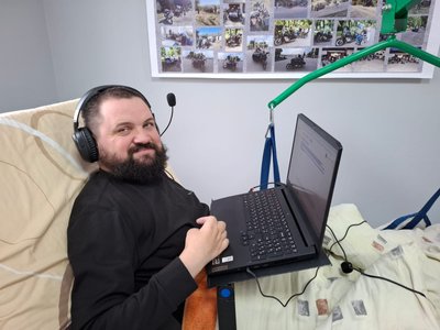 іван космина, ноутбук, інвалідність, доступність, інклюзія