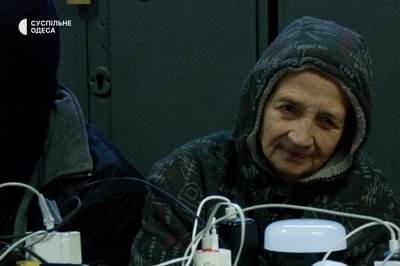 "Заморожена їжа пішла в сміття": як справляються жителі Одеси без світла "Заморожена їжа пішла в сміття": як справляються жителі Одеси без світла