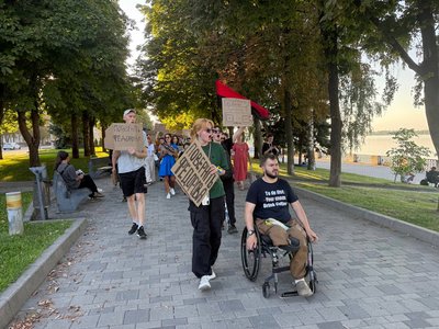 У Дніпрі жителі долучилися до протестної ходи на підтримку Федорова