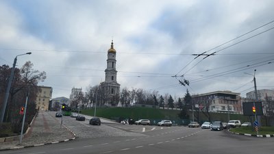Успенський собор у Харкові Успенський собор у Харкові
