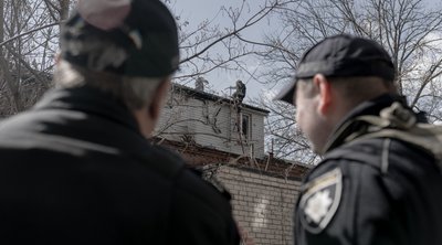 Поліція на місці влучання дрона у Харкові 16 квітня Поліція на місці влучання дрона у Харкові 16 квітня