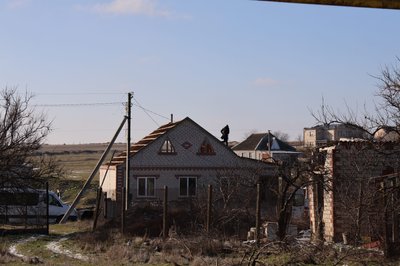 Херсонщина, обстріли, лютий 2026, дах, Чорнобаївка Херсонщина, обстріли, лютий 2026, дах, Чорнобаївка
