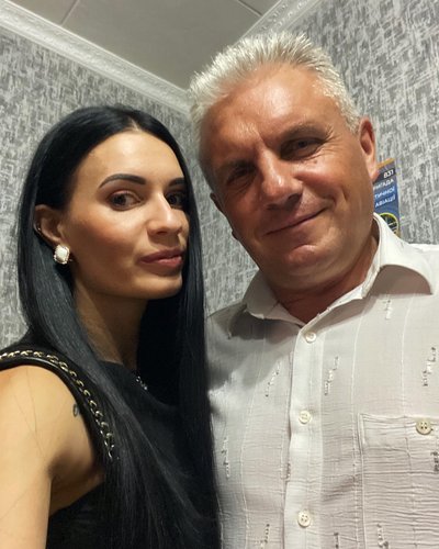 Олександр Оксанченко із донькою Ганною Олександр Оксанченко із донькою Ганною