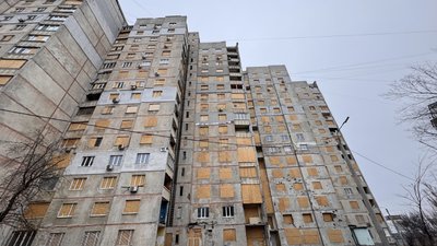 Чому мешканці пошкодженого будинку на Людвіга Свободи у Харкові Чому мешканці пошкодженого будинку на Людвіга Свободи у Харкові