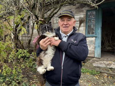 Художник із Житомирщини написав понад 70 ікон для храмів Бердичівської громади