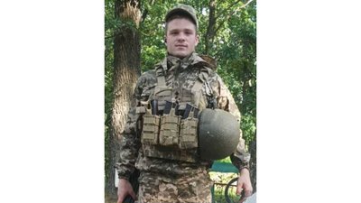 На Чернігівщині 15 липня поховали шестеро захисників України На Чернігівщині 15 липня поховали шестеро захисників України